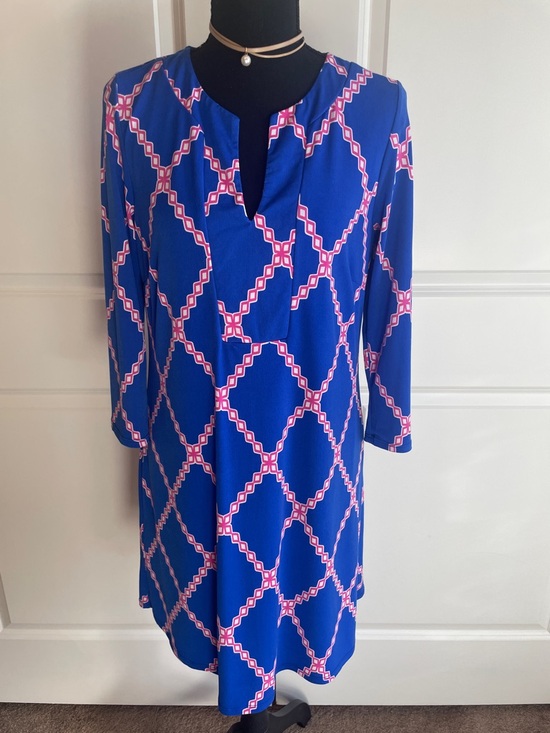 Christian Caliendo Dresses & Skirts - Blue Geometric Shift Dress Size Small